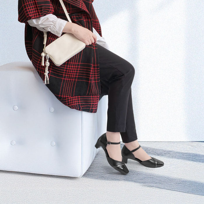 Yukiko Kimijima セパレートデザインパンプス 109-3175aw