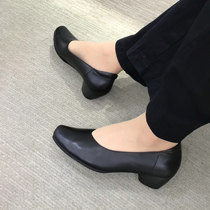 Yukiko Kimijima bis4Eプレーンパンプス172-8255