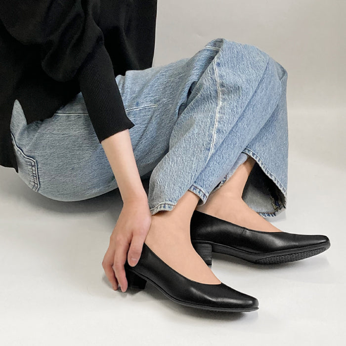 Yukiko Kimijima ローヒールレザーパンプス 142-0685